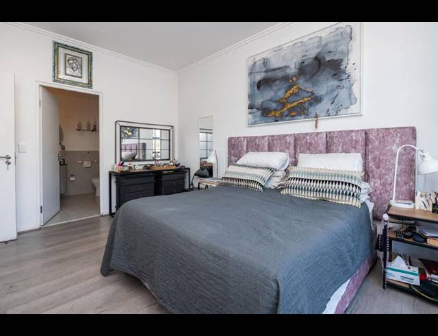 2 BEDROOM APARTMENT FOR SALE IN SANDTON CENTRAL